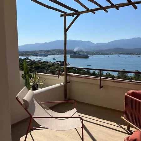 Riva 4*