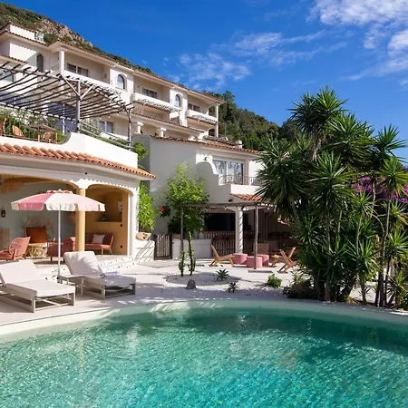 Riva ポルトヴェッキオ