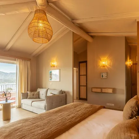 Hotel Riva 4*