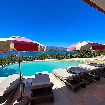 Riva Hotel 4*