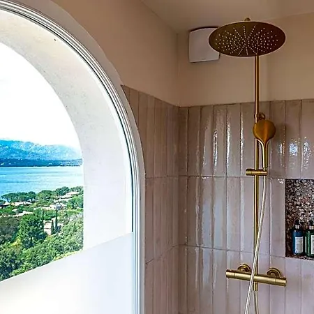 Riva Hotel