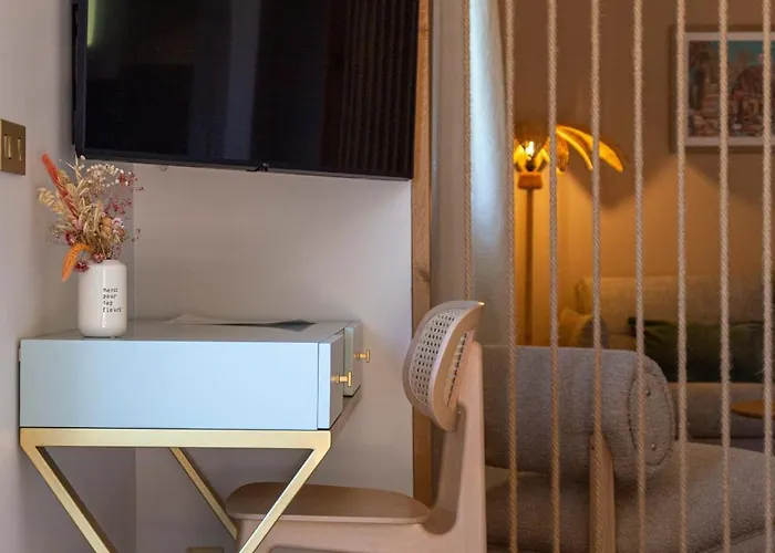 Riva 酒店 维琪奥港